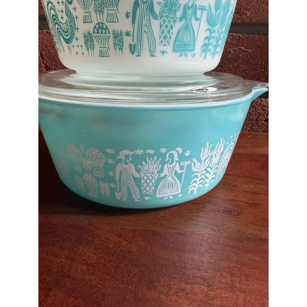 Vintage Pyrex Amish Butterprint Casserole Dishes Set, Turquoise Milk Glass
